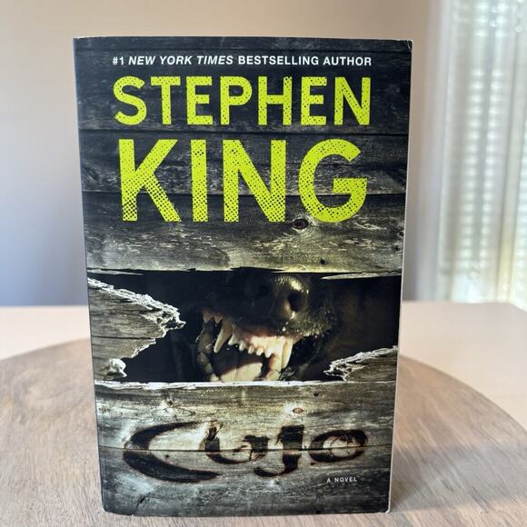 Other - Cujo : A Novel by Stephen King (Paperback)